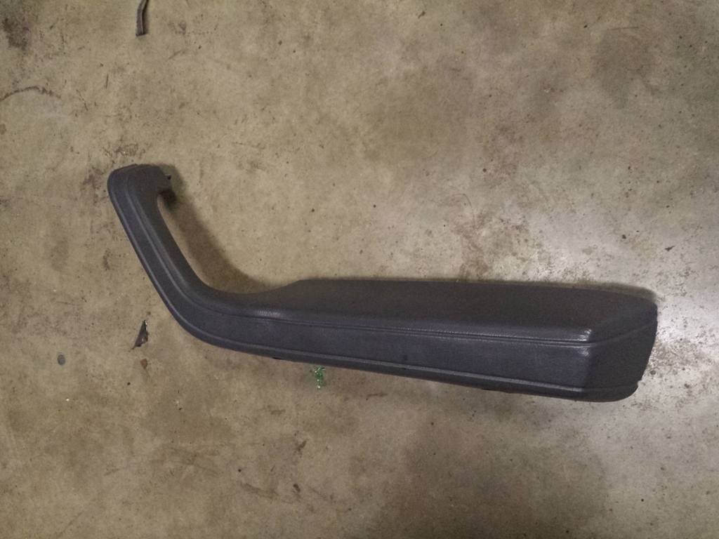 1996 Jeep Cherokee XJ passenger side front door interior pull handle ...